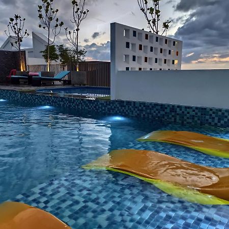 Condo 2-10 Imperio Professional Suite Alor Setar Eksteriør bilde
